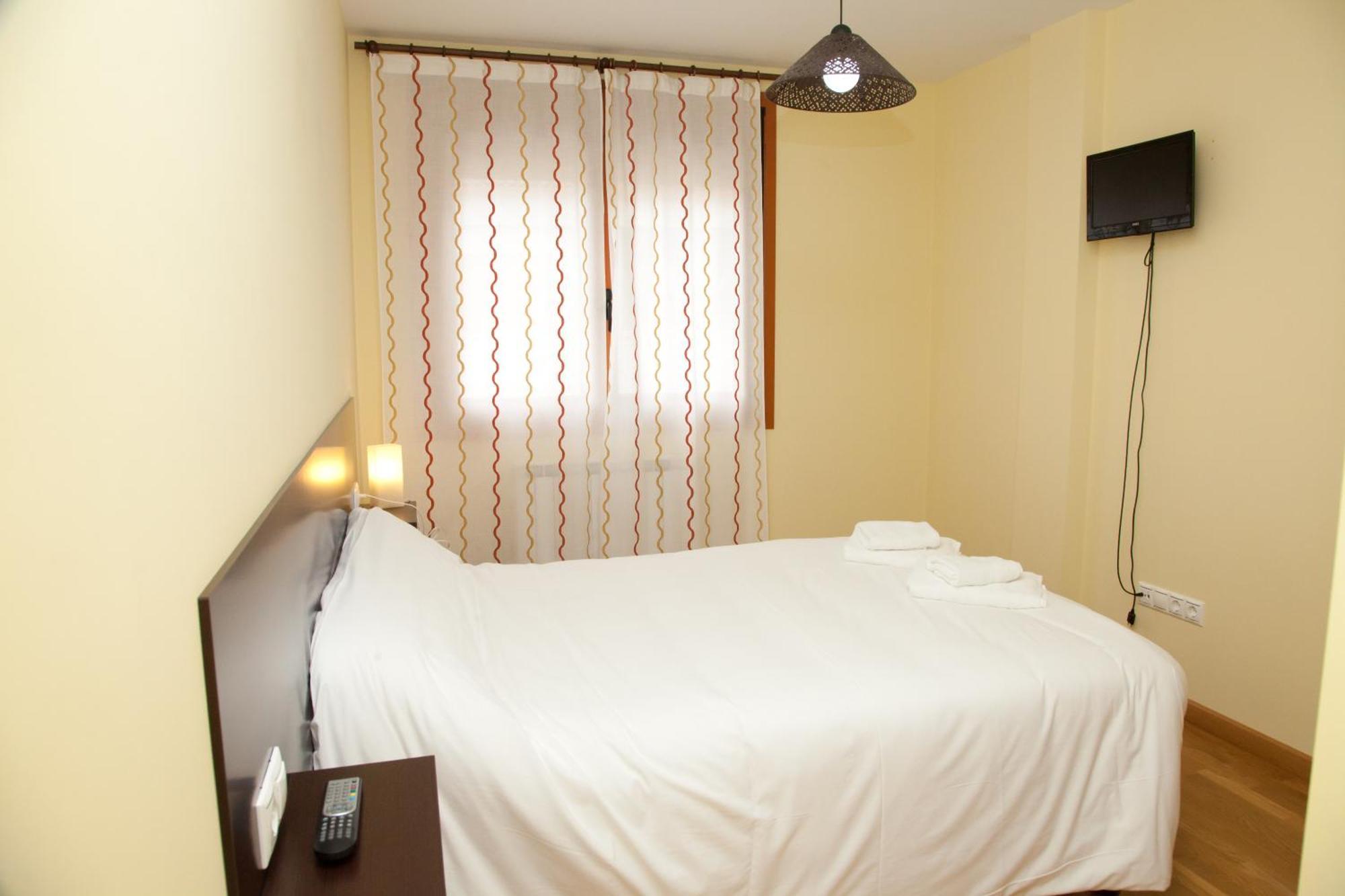 Hostal Casasnovas Silleda Esterno foto